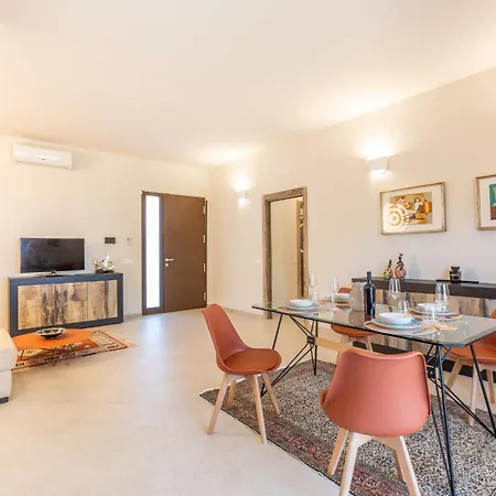 Villa Fefe By Interhome Torre Inserraglio