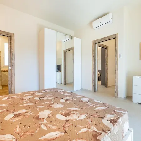 Villa Fefe By Interhome Torre Inserraglio