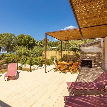 Fefe By Interhome * Torre Inserraglio